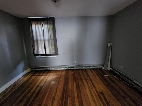 118 Bernon St, Providence RI 02908-3720 exterior