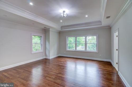 293 Riverside Dr, Princeton NJ 08540-4017 exterior