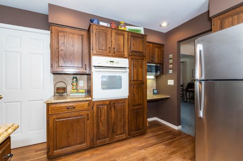 2910 5 St, Kalamazoo MI 49009-8589 exterior