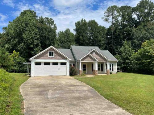 180 Leathea Dr, Lagrange GA  30241-1532 exterior