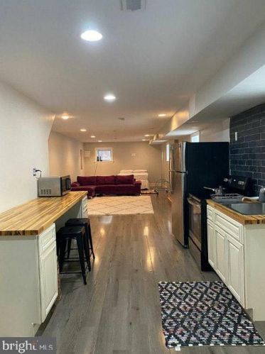 16 51st St, Philadelphia PA  19139-2725 exterior