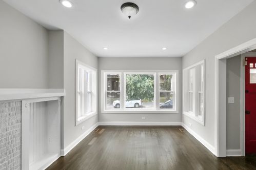 7141 Wabash Ave, Chicago IL 60628-7349 exterior