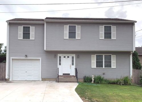 113 Michon St, Springfield, MA 01151-1930