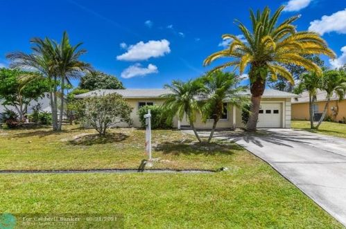 2381 Addison St, Fort Pierce, FL 34984-5250