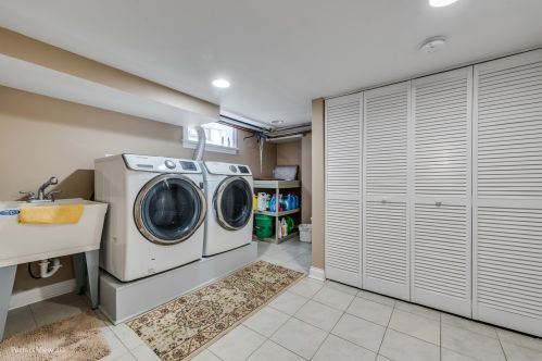 6629 Ramona Ave, Chicago IL 60712-3027 exterior