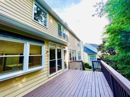 10900 Chatburn Way, Duluth GA 30097-7803 exterior