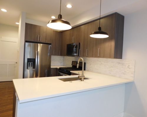 5139 Broadway St, Chicago, IL 60640-3009