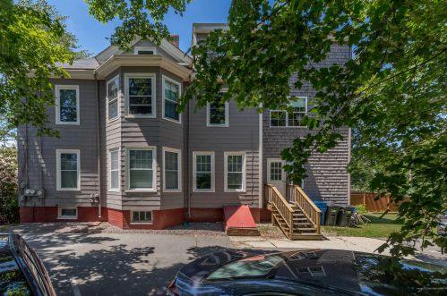 1179 Washington Ave, Portland ME 04103-2042 exterior