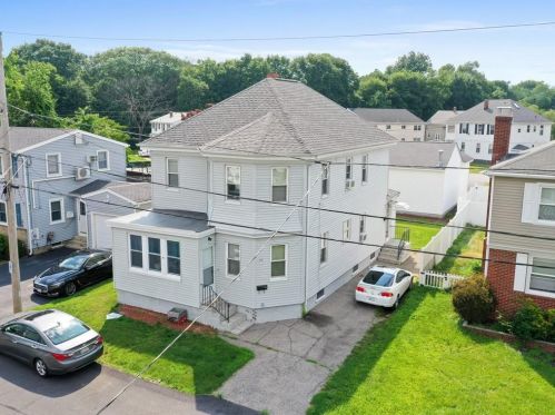 45 Byron St, Providence, RI 02911-1927