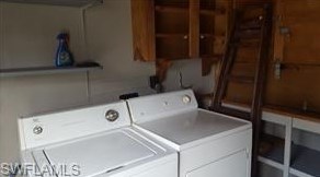 13 Henderson Dr, Naples FL 34114-8232 exterior