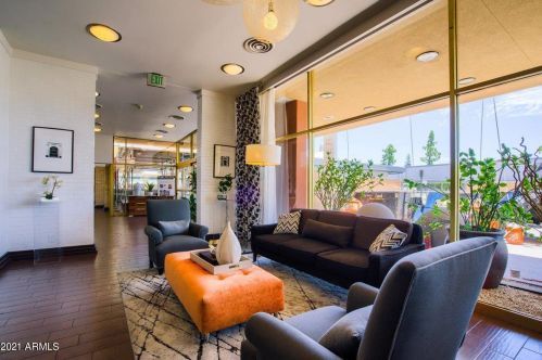 4750 Central Ave, Phoenix AZ  85040-2150 exterior