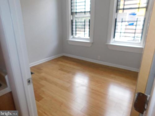 2007 17 St, Philadelphia PA 19132-4404 exterior