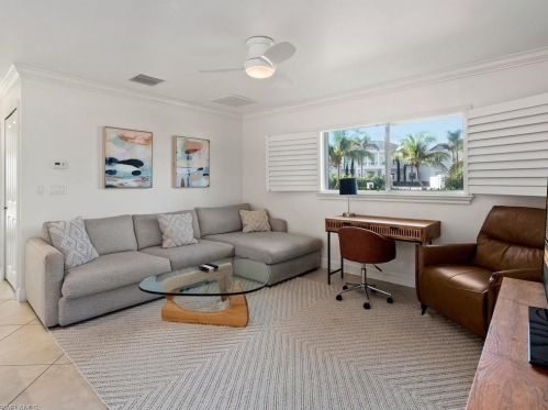 143 Mahogany Dr, Naples FL exterior