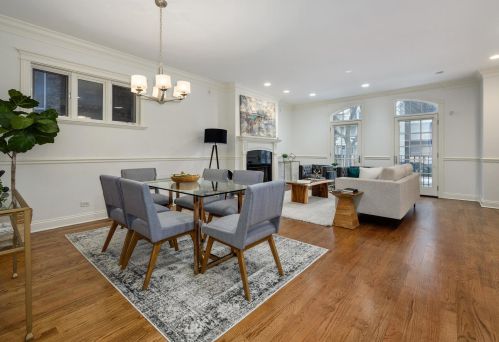 2049 Addison St, Chicago, IL 60618-6125