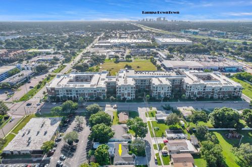 4207 Union St, Tampa, FL 33607-4124