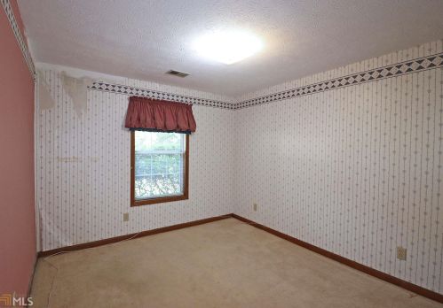 2351 Bankston Cir, Lithonia GA 30078-5724 exterior