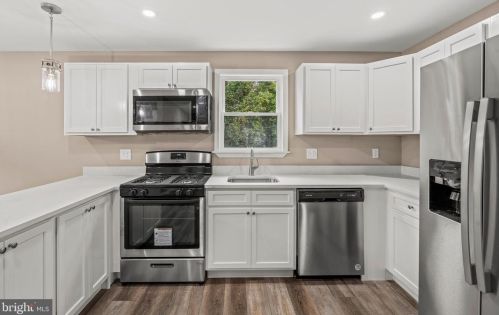 147 Garfield Ave, Blenheim NJ  08012-1119 exterior