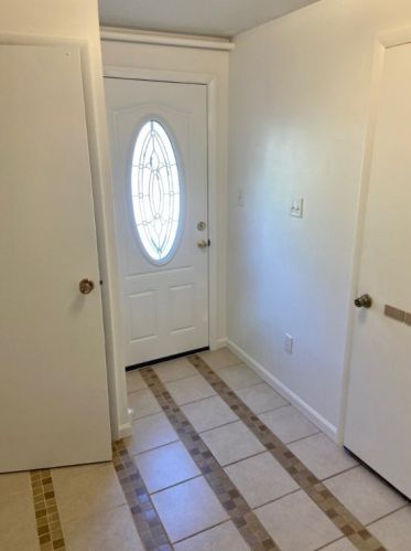 821 Lindenwood Dr, Pittsburgh, PA 15234-2536