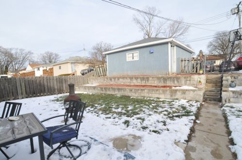 3028 94, Milwaukee WI 53227-3611 exterior