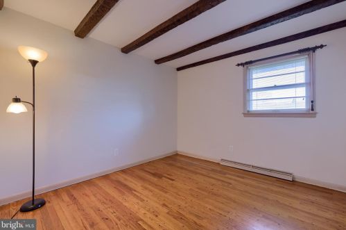 34 Corry Ave, Lancaster PA 17601-3933 exterior