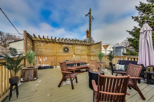 1840 Wellington Ave, Chicago IL 60657-4030 exterior