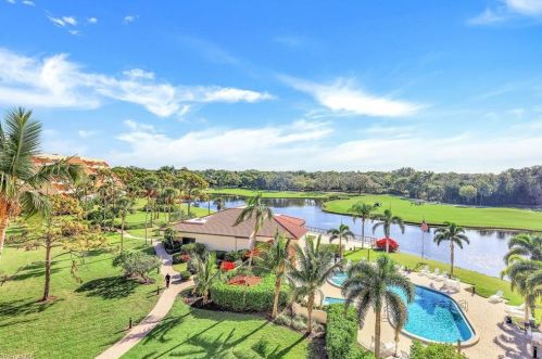 6300 Pelican Bay Blvd, Naples FL 34108-8199 exterior