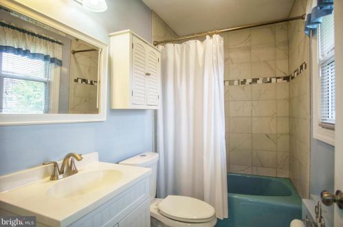 120 Gropp Ave, Trenton NJ 08610-2421 exterior