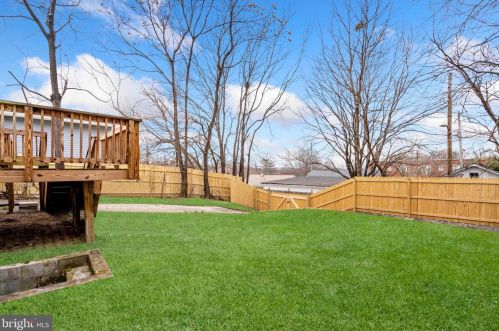 4504 Dix St, Washington DC 20019-4668 exterior