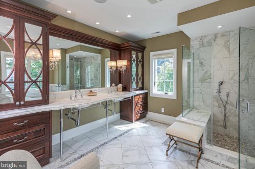 166 Library Pl, Princeton NJ 08540-3019 exterior