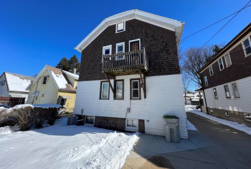 2513 57th St, Milwaukee WI 53210-2207 exterior