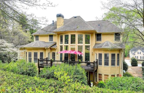 7595 Saint Marlo Country Club Pkwy, Duluth, GA 30097-1633