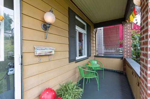 1017 Elkton St, Pittsburgh, PA 15220-5728