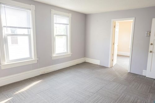 309 6 St, Duluth MN 55810-1638 exterior