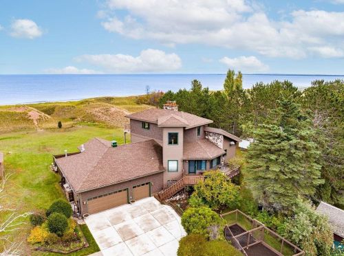 1700 Minnesota Ave, Duluth MN 55802-2434 exterior