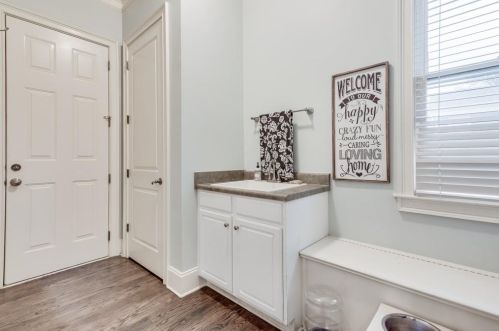 2337 Greenglade Rd, Atlanta GA 30345-3828 exterior