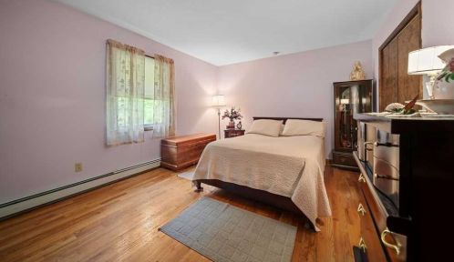 3 Pembroke Dr, Poughkeepsie NY 12603-4707 exterior