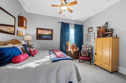 36 Portland Pl, Saint Louis MO 63108-1242 exterior