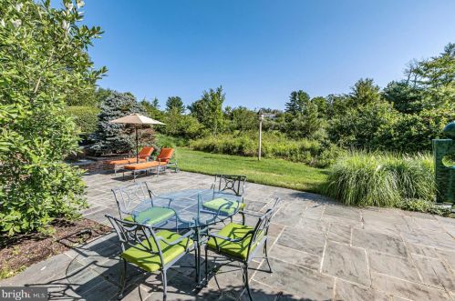 51 Grasmere Way, Princeton NJ 08540-7548 exterior