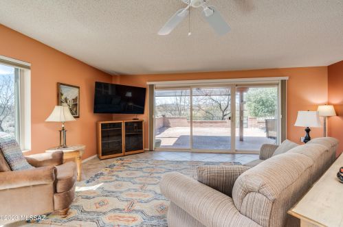 3944 Placita De Ln Moneda, Green Valley AZ 85622-5063 exterior