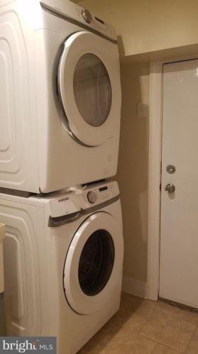 254 Gorgas Ln, Philadelphia PA  19119-2509 exterior