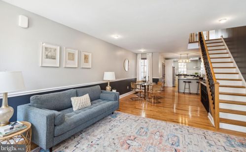 1627 Carpenter St, Philadelphia PA  19146-2005 exterior