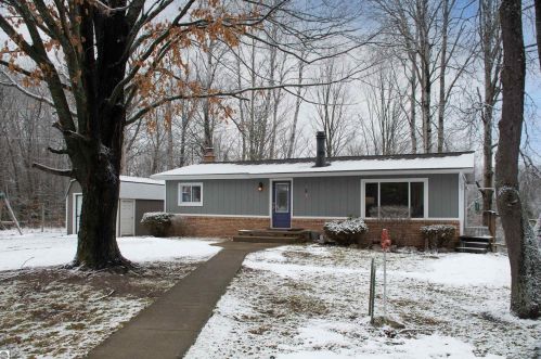 5203 Pierce Rd, Kingsley, MI 49649-9606