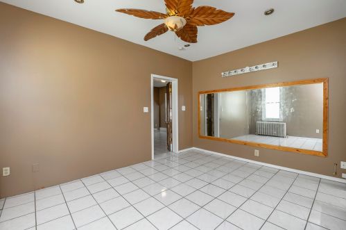 1113 Madison St, Milwaukee WI 53204-2218 exterior