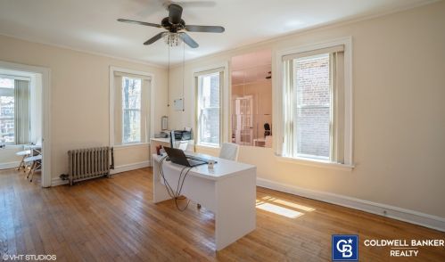 6829 Paxton Ave, Chicago IL 60649-3212 exterior