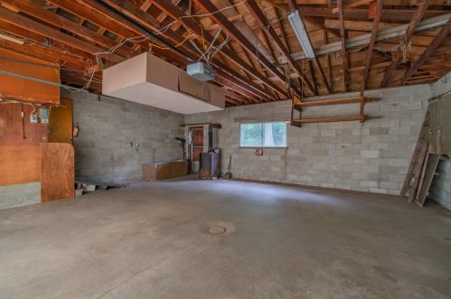 930 Norton Ave, Meskegon MI 49441-4263 exterior