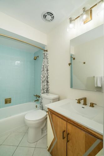 957 Flair Ct, Saint Louis MO 63146-5015 exterior