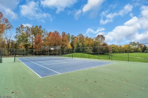 903 Stech Dr, Bridgewater NJ 08807-5501 exterior