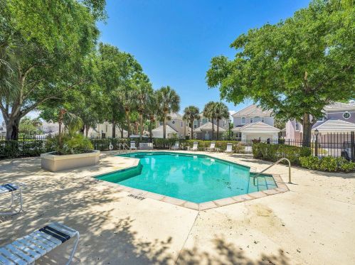 8419 Foxworth Cir, Orlando FL 32819-5036 exterior