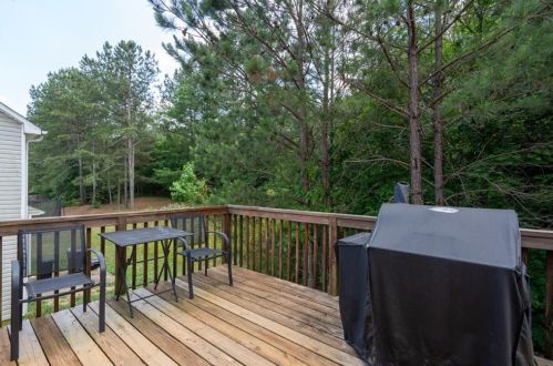 165 Barbara Ln, Austell GA 30168-4808 exterior