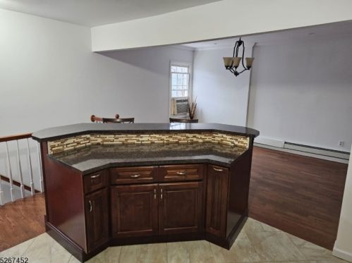 200 2nd St, Newark, NJ 07107-2204